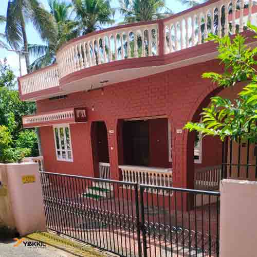 4BHK Old House 2100 Sq Ft With 9 Cent for Sale in Gandipuram Trivandrum